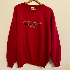 VINTAGE UNIVERSAL STUDIOS EMBROIDERED CREWNECK SWEATER